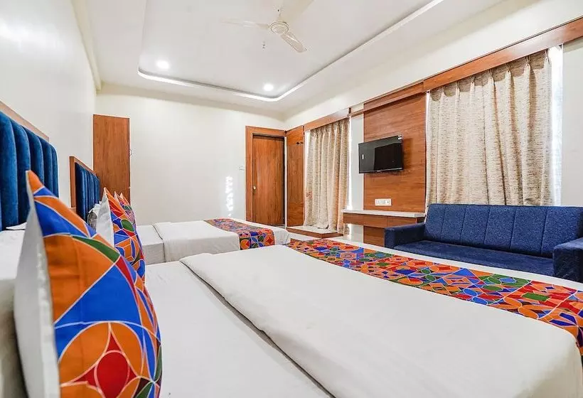 پانسیون Fabhotel Hk Villa