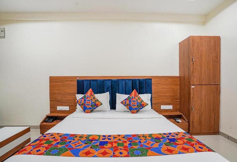 پانسیون Fabhotel Hk Villa