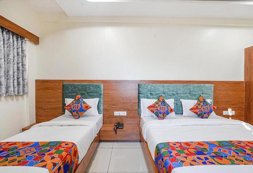 پانسیون Fabhotel Hk Villa