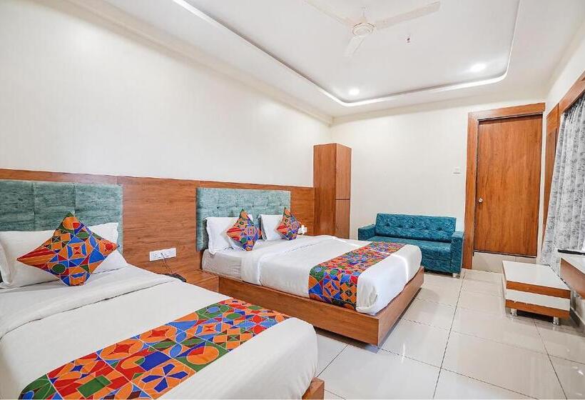 پانسیون Fabhotel Hk Villa