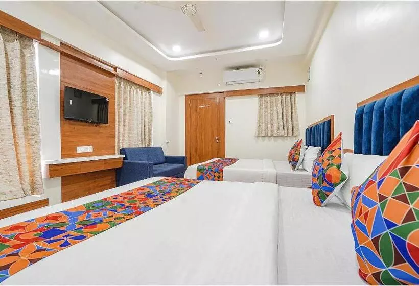 پانسیون Fabhotel Hk Villa