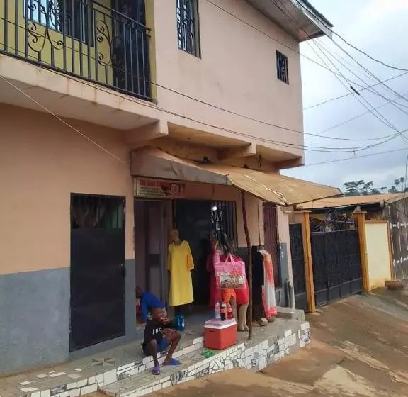 Pension  Immeuble Chic Maman
