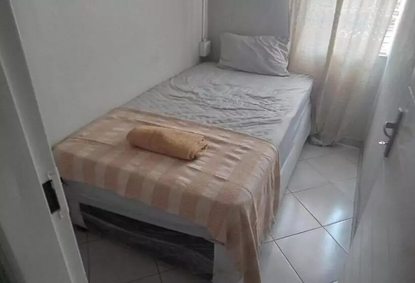 Majatalo Las Palmas Day & Night Guest House