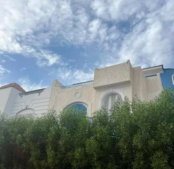 پانسیون Oocka Stay Villas