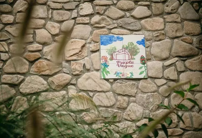 Majatalo Purplevague