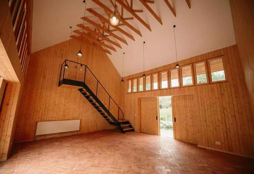 Majatalo Purplevague