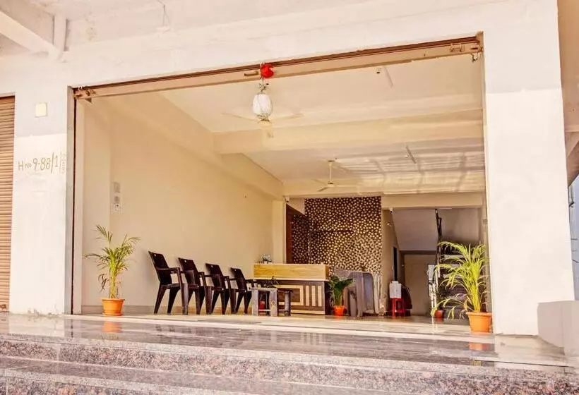 Super Oyo Flagship Hotel New Moon Light