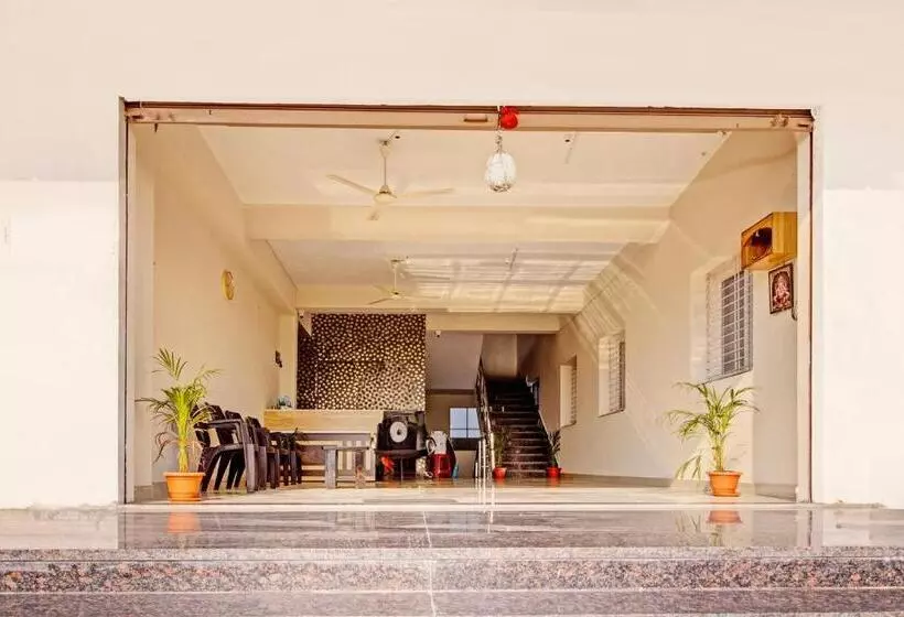 Super Oyo Flagship Hotel New Moon Light