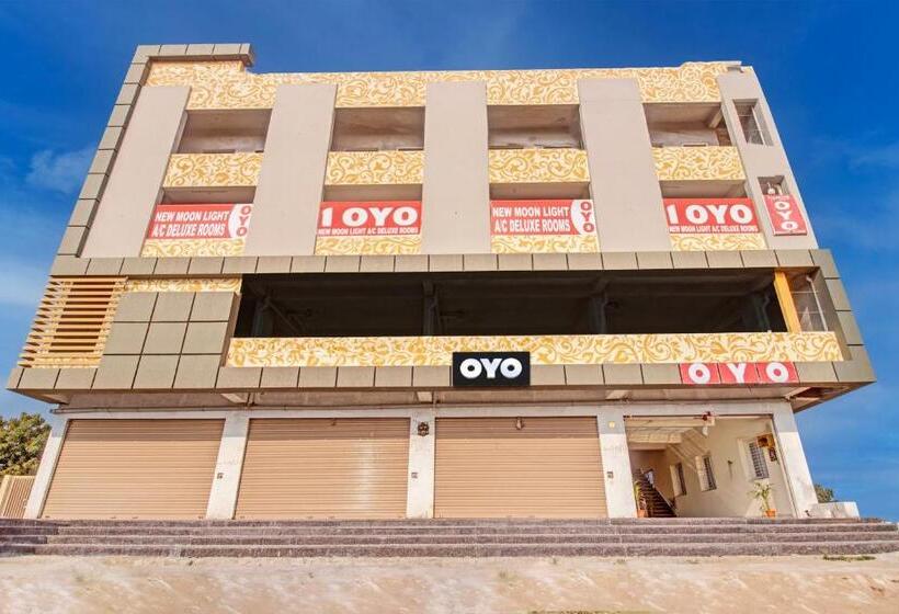 Super Oyo Flagship Hotel New Moon Light