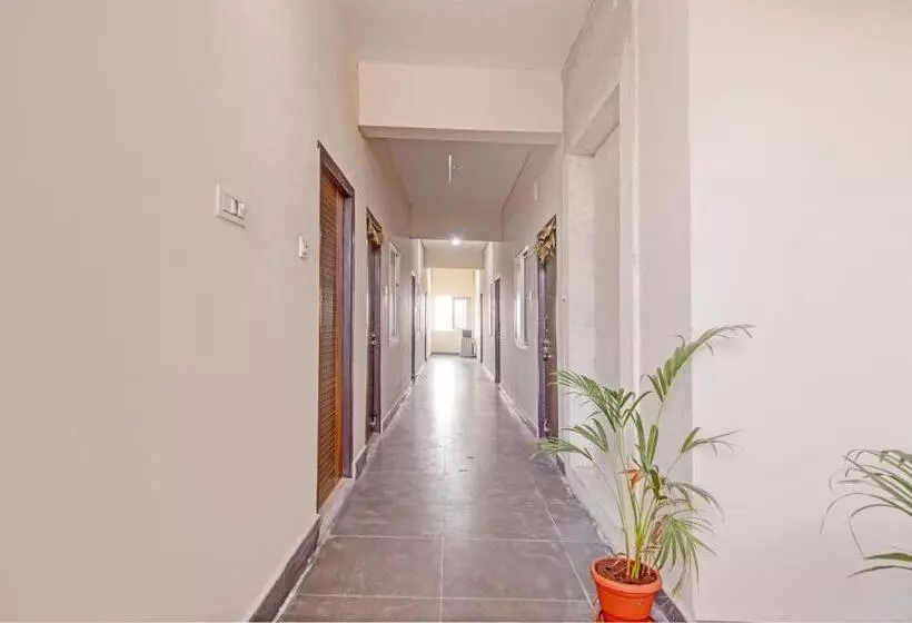 Super Oyo Flagship Hotel New Moon Light