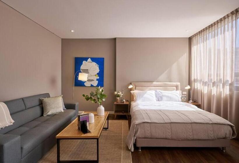 Auberge Hôtelière Caluce Hab 404 By Letoh