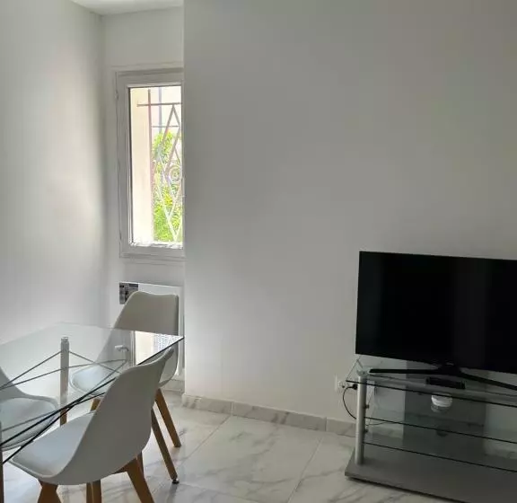 هاستل Chambre 12m2 Vue Jardin Centre Ville Massy