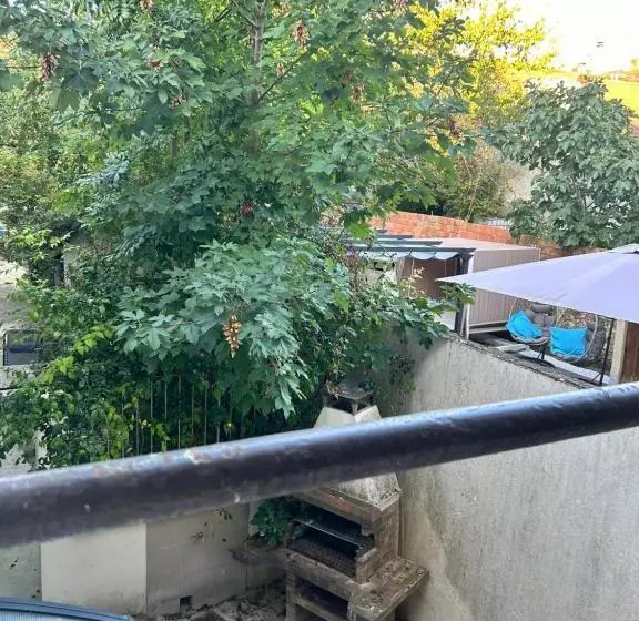 هاستل Chambre 12m2 Vue Jardin Centre Ville Massy