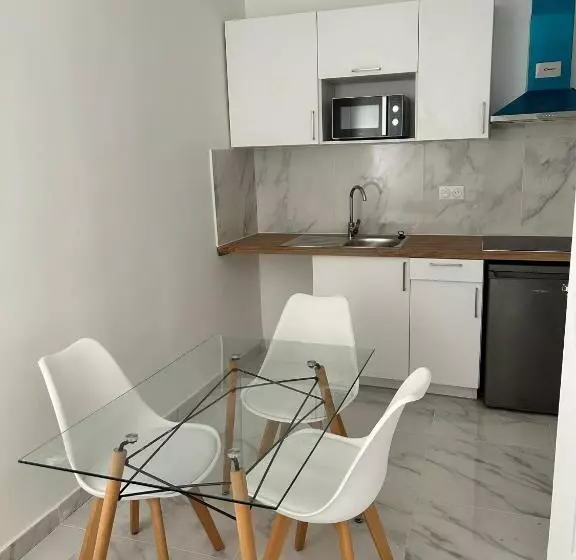 هاستل Chambre 12m2 Vue Jardin Centre Ville Massy