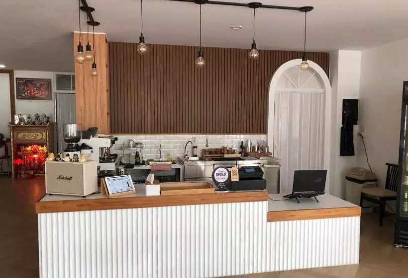 Retkeilymaja Jinbo Betong Home Cafe’