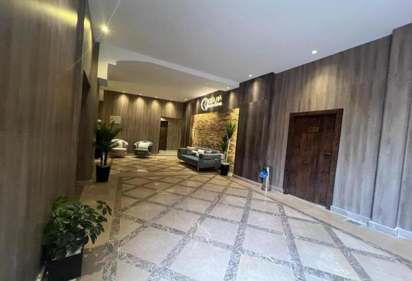 هاستل Rotana Palace Suites