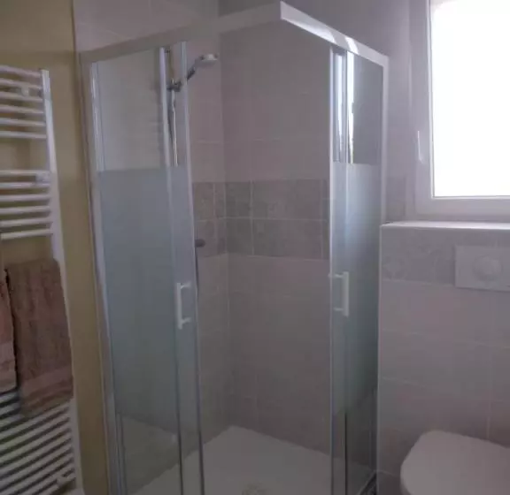 Aamiaismajoitus (B&B) Chez Nelly