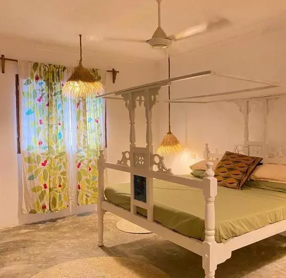 Aamiaismajoitus (B&B) Furaha Beachs