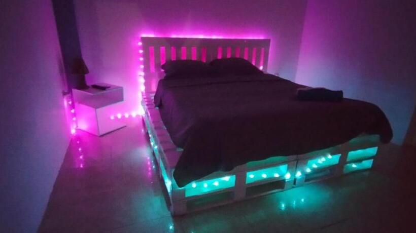 Bed & Breakfast Hostal Villa Escondida