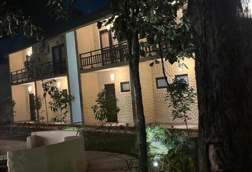 Citrus Prime Kanha Resort And Villas