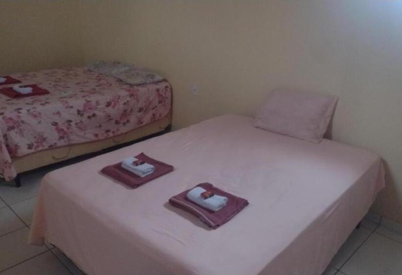 Retkeilymaja Pousada E Dormitório Malu