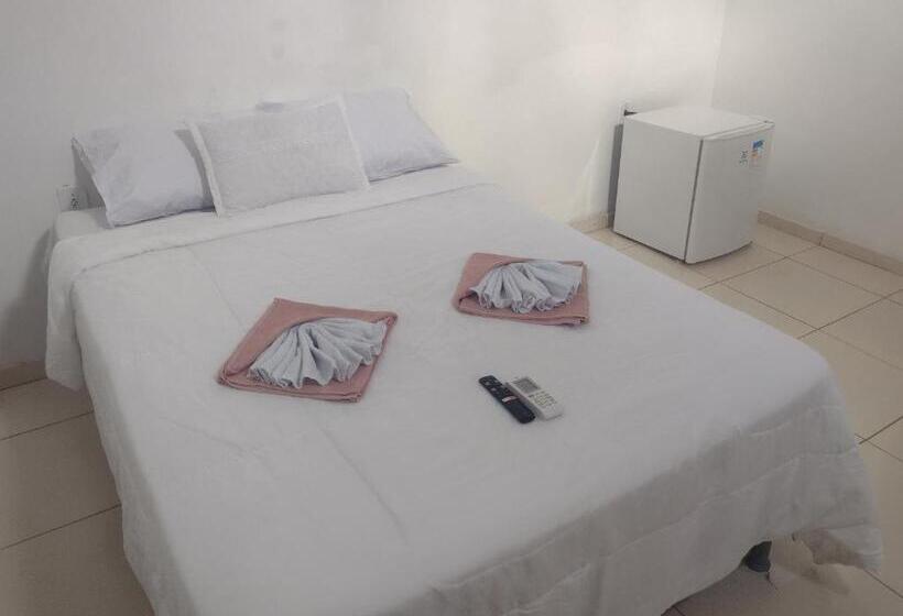 Retkeilymaja Pousada E Dormitório Malu