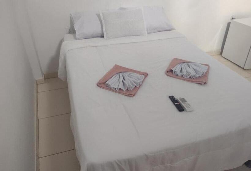 Retkeilymaja Pousada E Dormitório Malu