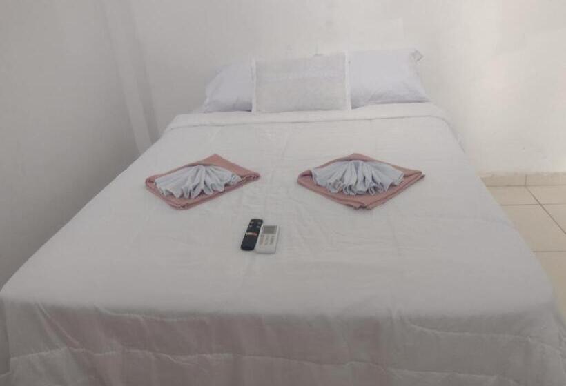 Retkeilymaja Pousada E Dormitório Malu