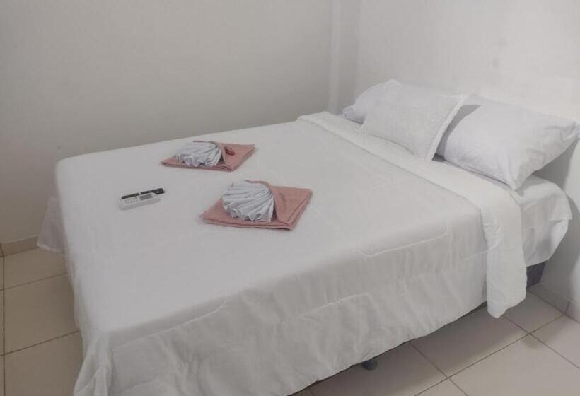 Retkeilymaja Pousada E Dormitório Malu