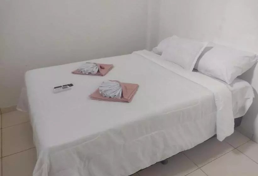 Retkeilymaja Pousada E Dormitório Malu
