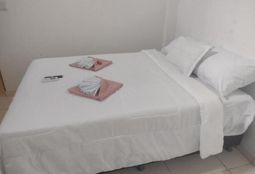 Retkeilymaja Pousada E Dormitório Malu