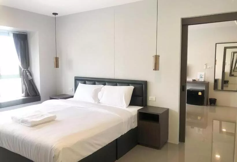 ホテル ประทายบุรี โฮเทล แอนด์ รีสอร์ท