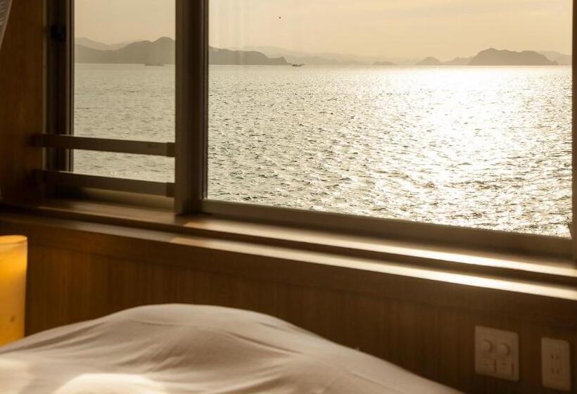 Hotel 夕景の宿 海のゆりかご 萩小町