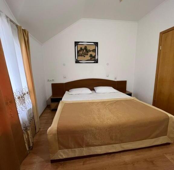 Hotel бобри плюс