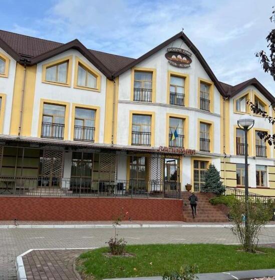 Hotel бобри плюс