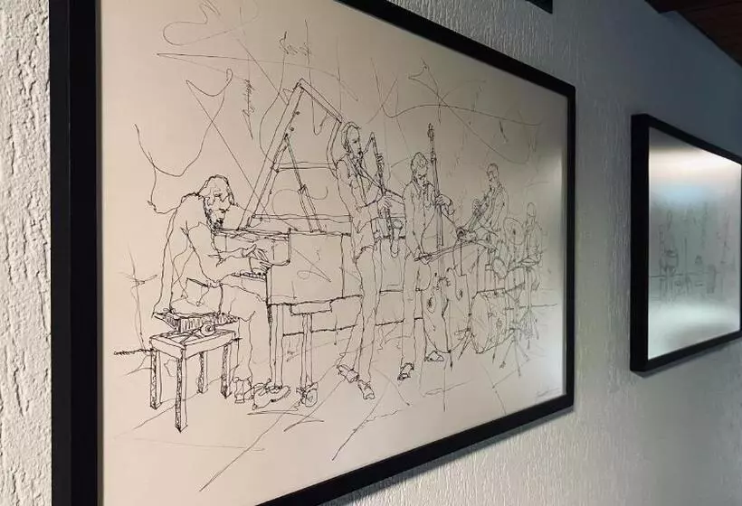 Hotelli Alpina Einhorn   Self Check In