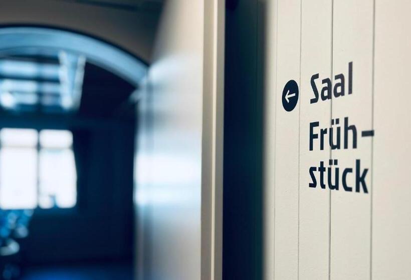 هتل Alpina Einhorn Self Check In