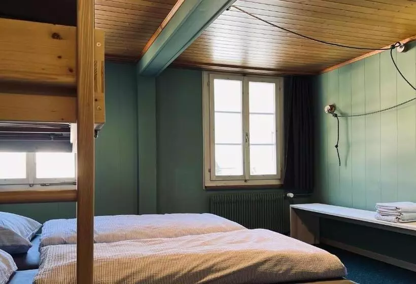 Hotelli Alpina Einhorn   Self Check In