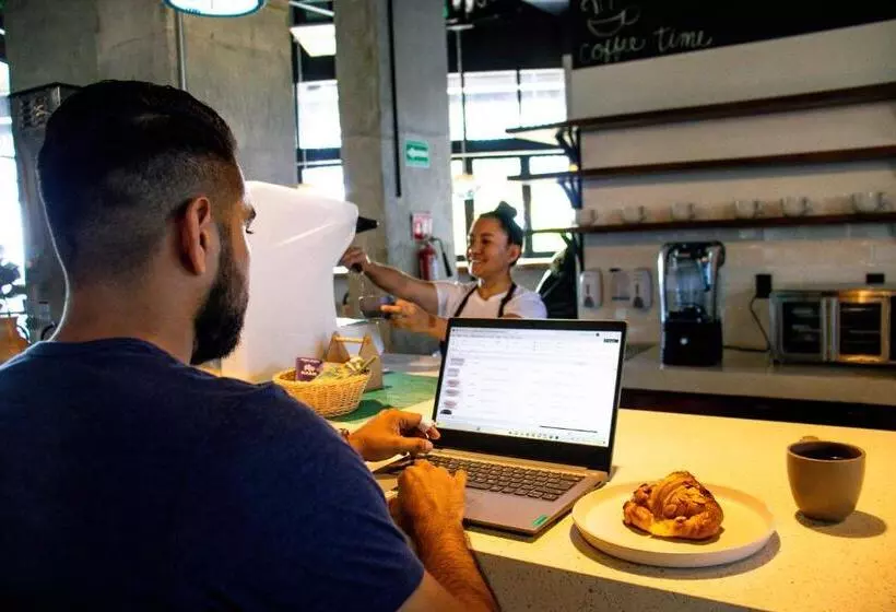 Hotelli Ancora Punta Mita