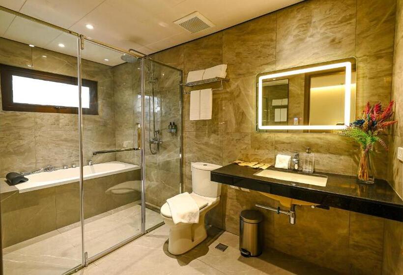 בית מלון כפרי Ardenhills Suites