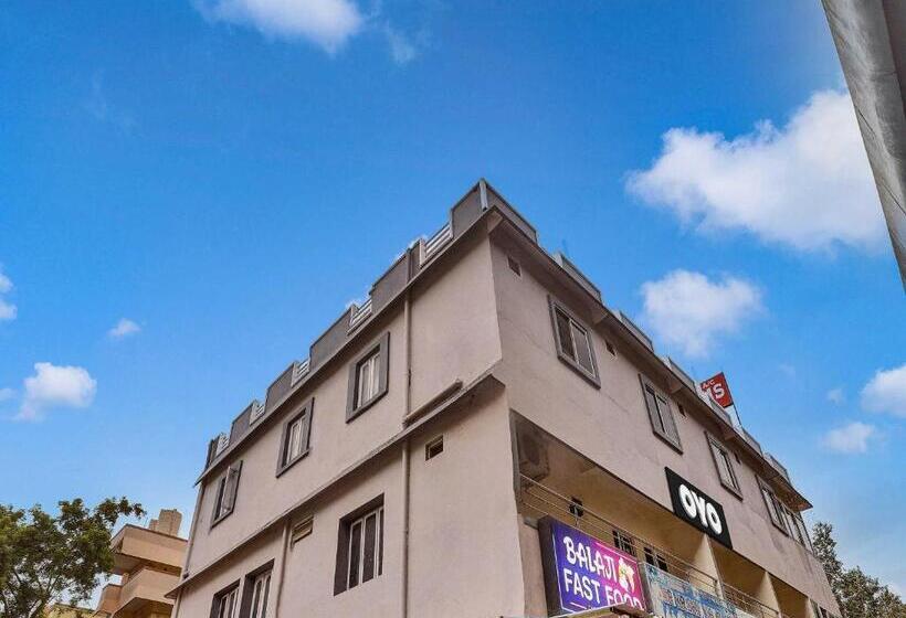 Hotelli Collection O Sri Shanthi Residency