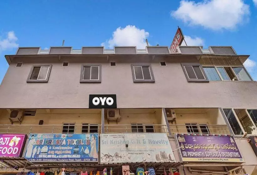 Hotelli Collection O Sri Shanthi Residency