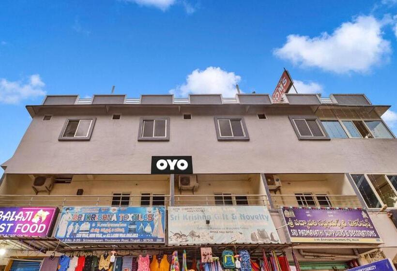 Hotelli Collection O Sri Shanthi Residency