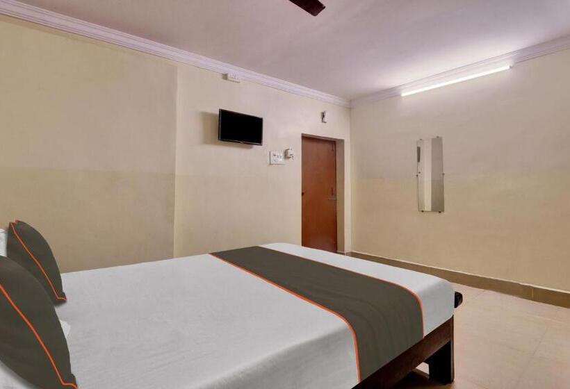 Hotelli Collection O Sri Shanthi Residency