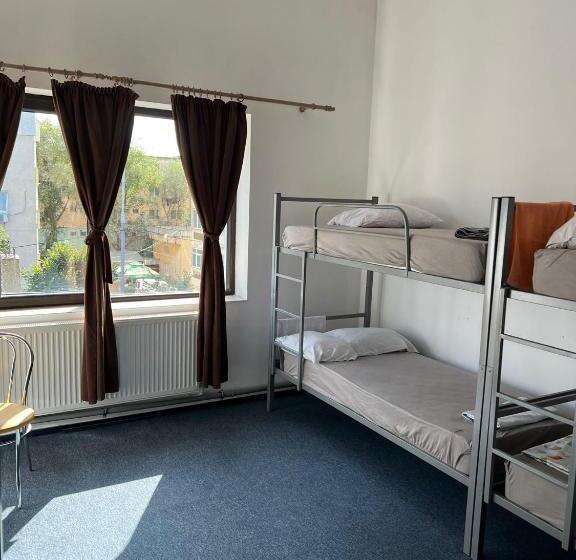 فنادق الكبسولة For Workers