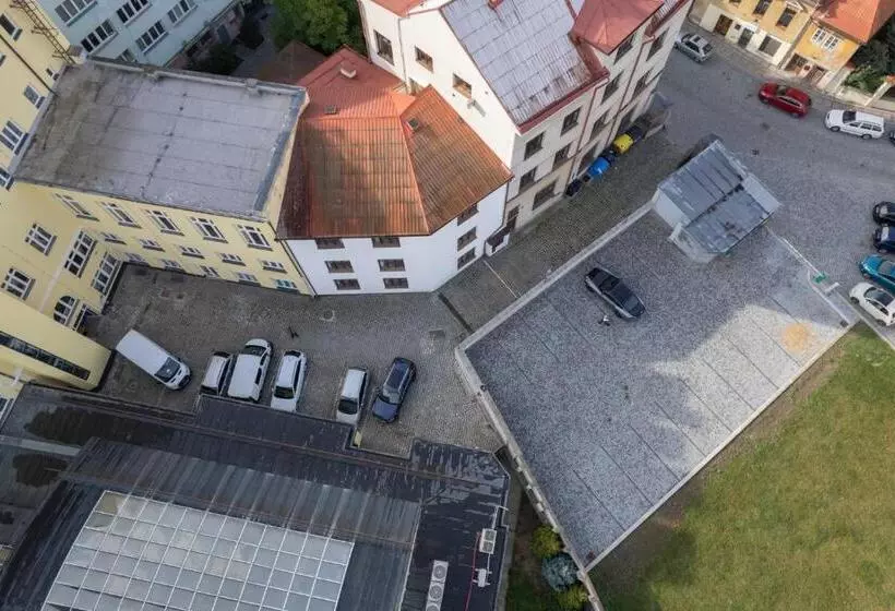 Hotelli Residence Morris Mladá Boleslav