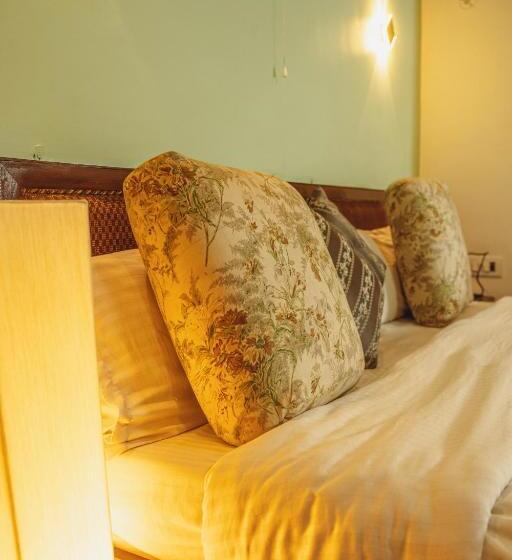 ホテル Woodville The Mall