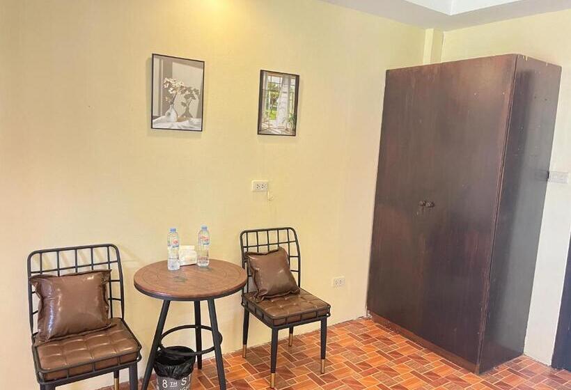 Pensió Chiang Mai Slow Time