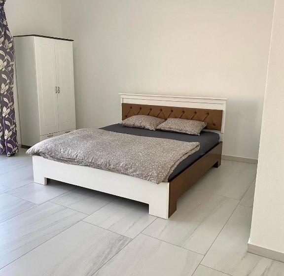 Pensão Confort House