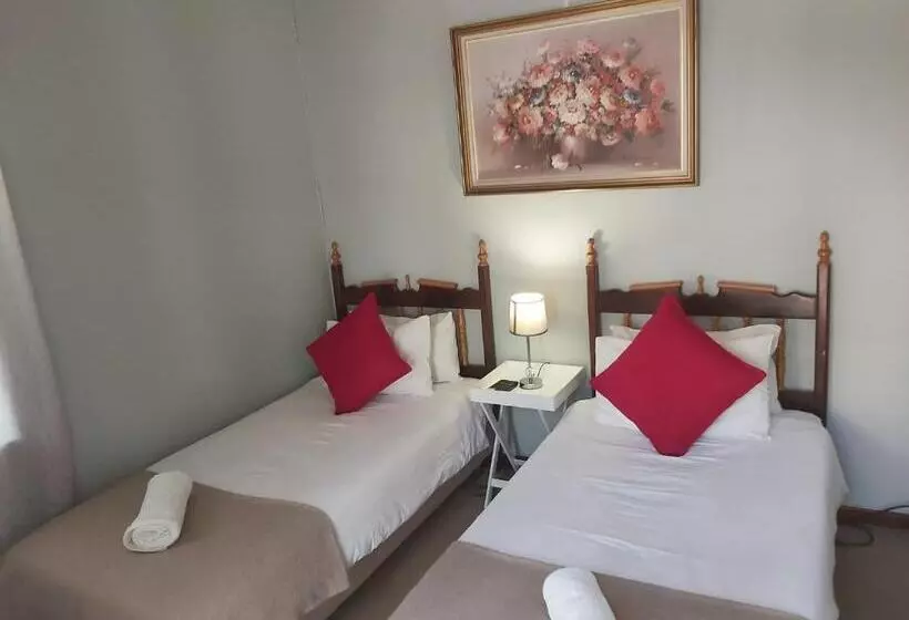 Majatalo Day Zha Voux Guesthouse